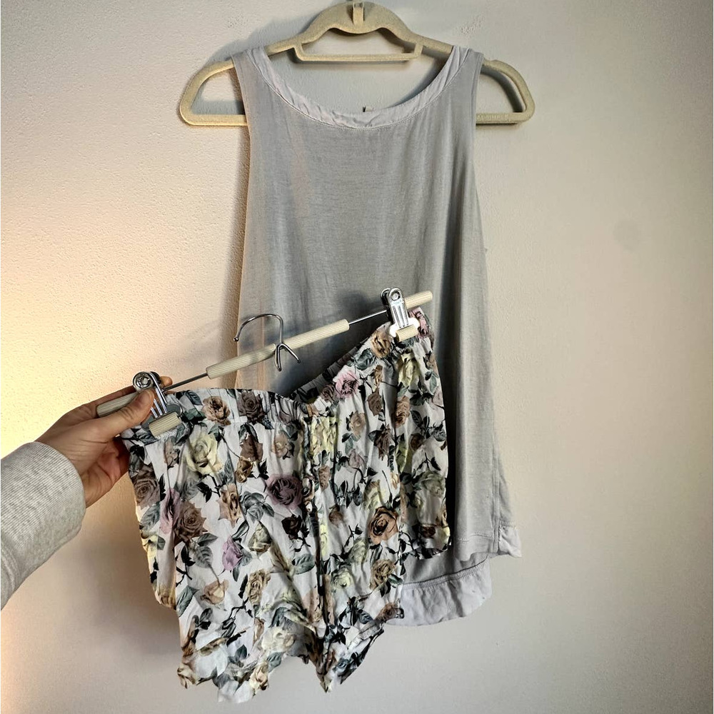 Touché Lingerie 2 Piece Floral Pajama Set Size Large